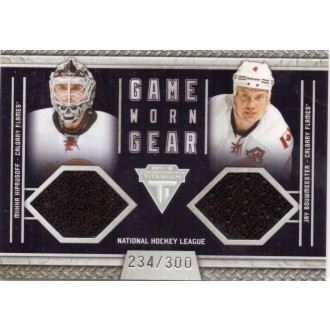 Jersey karty - Kiprusoff Miikka, Bouwmeester Jay - 2011-12 Titanium Game Worn Gear Dual Memorabilia No.6