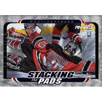 Insertní karty - Brodeur Martin - 1996-97 Be A Player Stacking the Pads No.5
