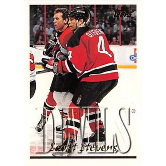 Řadové karty - Stevens Scott - 1995-96 Topps No.275