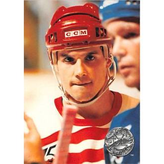 Řadové karty - Yzerman Steve - 1991-92 Pro Set Platinum No.32