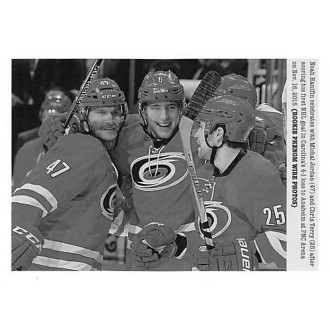Řadové karty - Hanifin Noah - 2015-16 Portfolio No.302