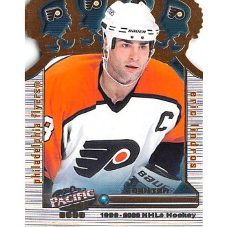 Insertní karty - Lindros Eric - 1999-00 Pacific Gold Crown Die-Cuts No.26