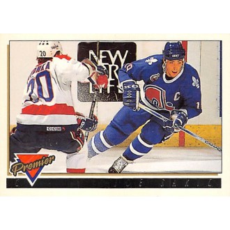 Paralelní karty - Sakic Joe - 1993-94 Topps Premier Gold No.10