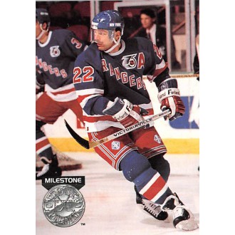 Insertní karty - Gartner Mike - 1991-92 Pro Set Platinum Collectibles No.PC11