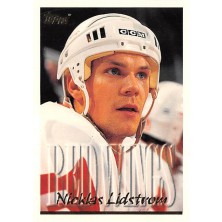 Lidstrom Nicklas - 1995-96 Topps No.107
