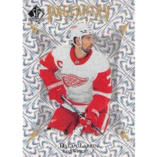 Larkin Dylan - 2021-22 SP Authentic Pageantry No.P19