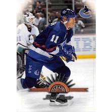 Messier Mark - 1997-98 Leaf No.9