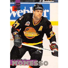 Momesso Sergio - 1994-95 Stadium Club No.65